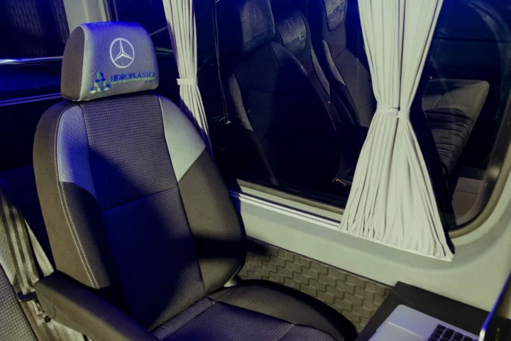 Mercedes Sprinter 319 CDI 6+1_13