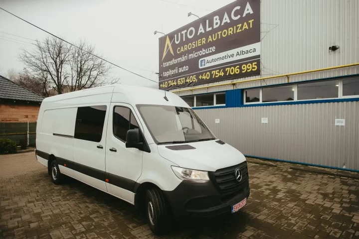 Mercedes Sprinter 907-319 CDI1