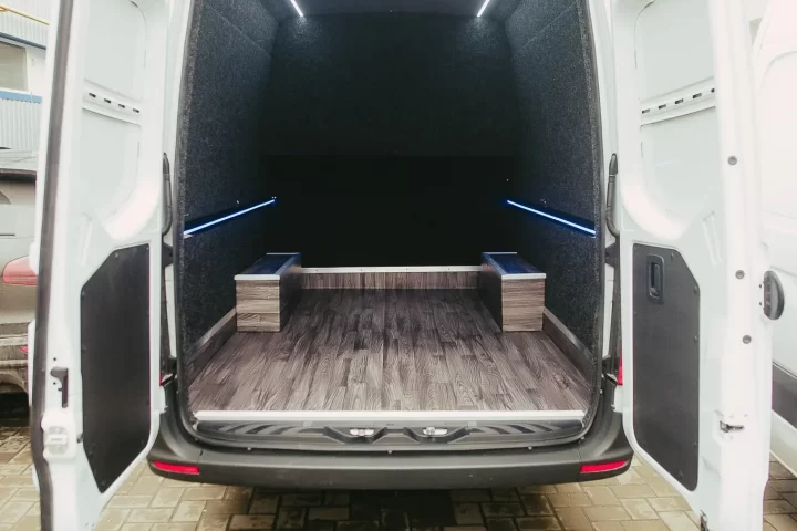 Mercedes Sprinter 907-319 CDI11