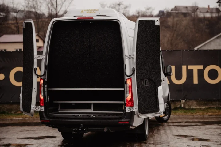 Autoalbaca_Mercedes-Benz Sprinter 517 cDi-2.3